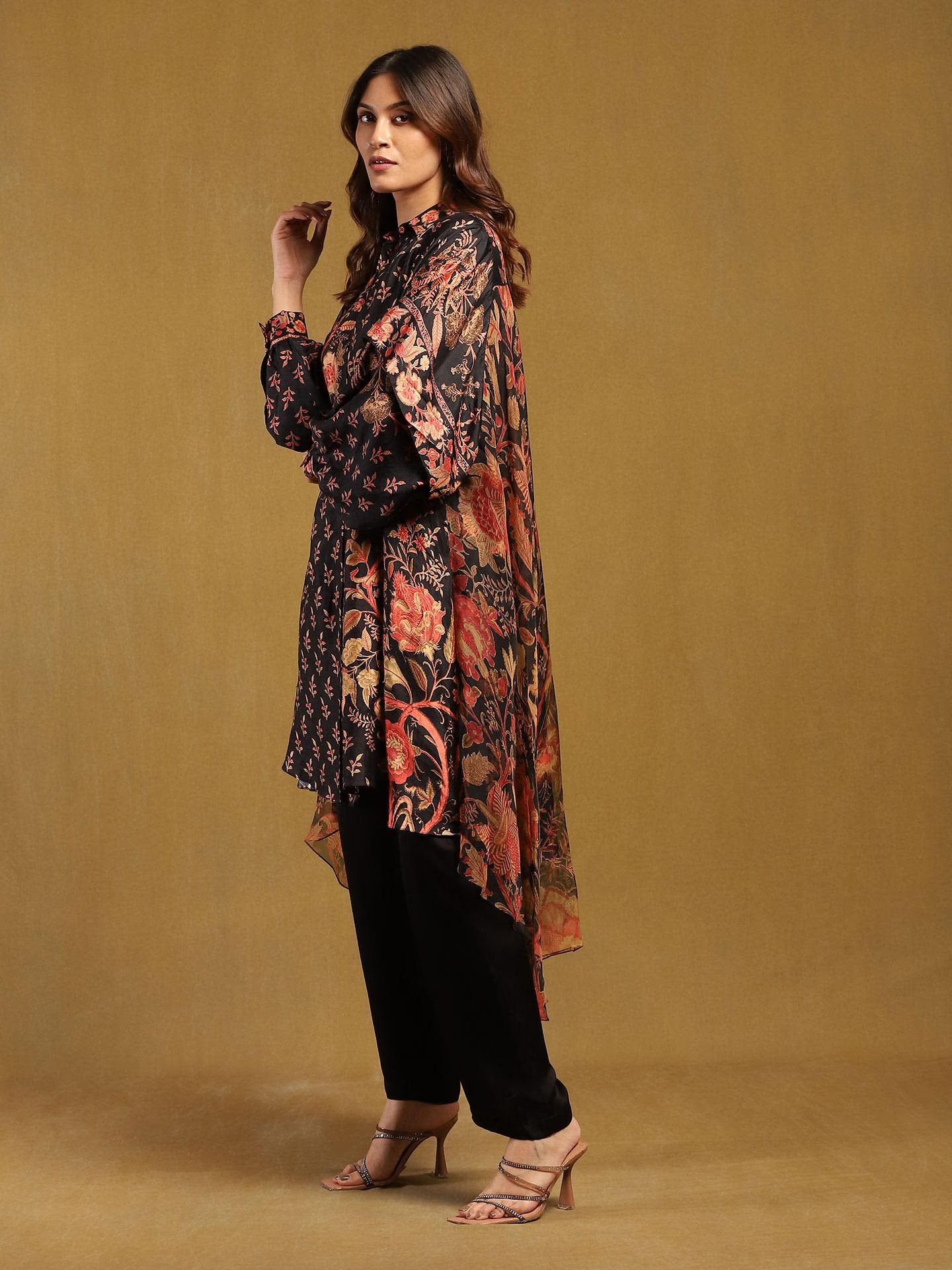 Black designed long kurta