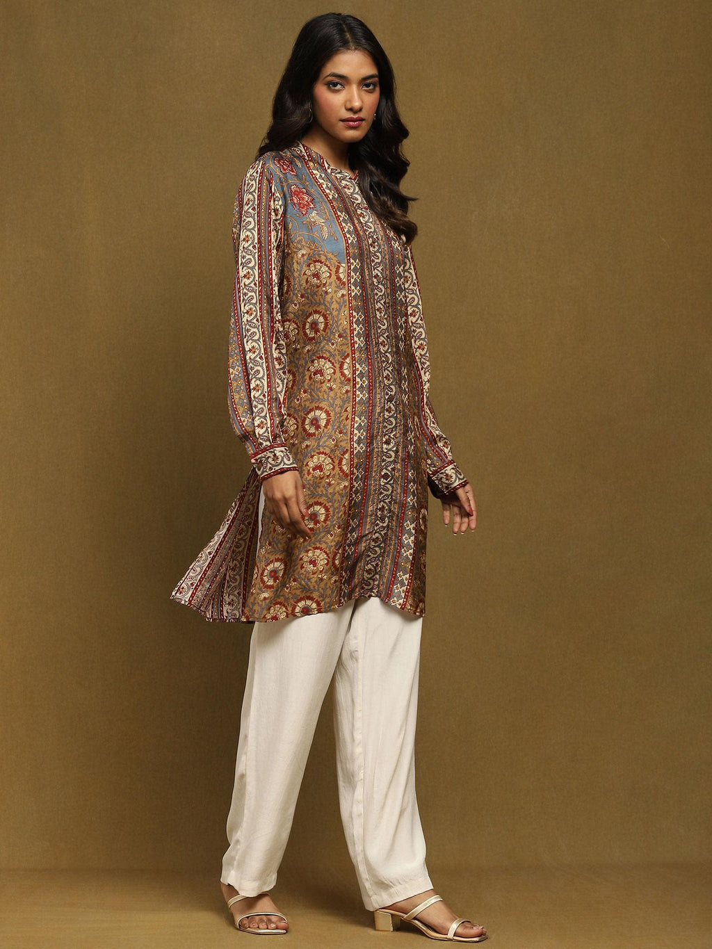 Multicolor Designed long sleeve Kurta 