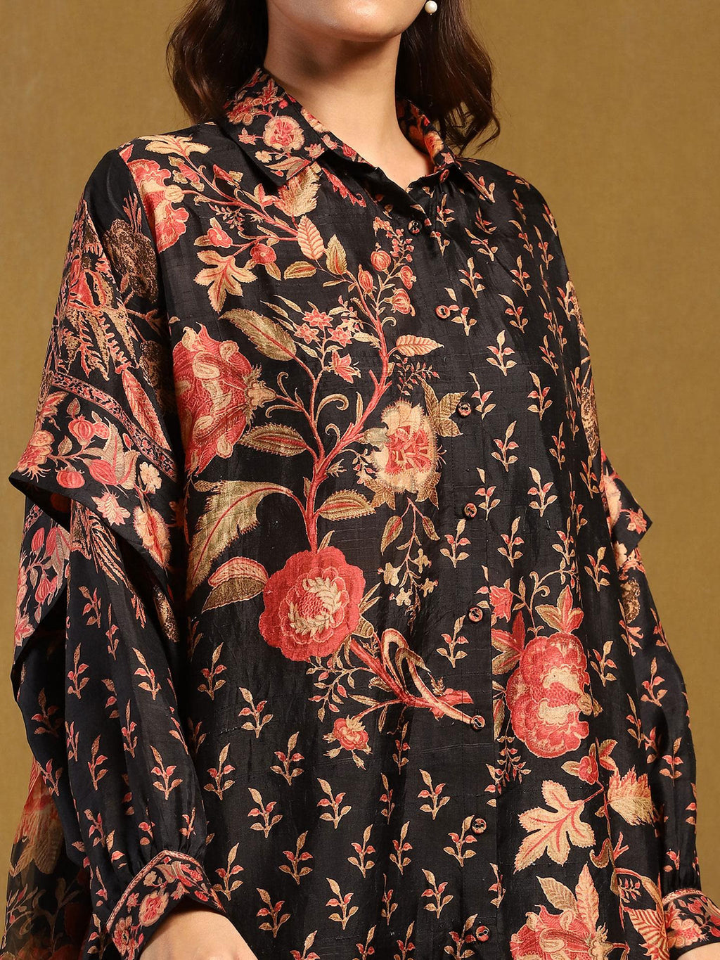 Black designed long kurta