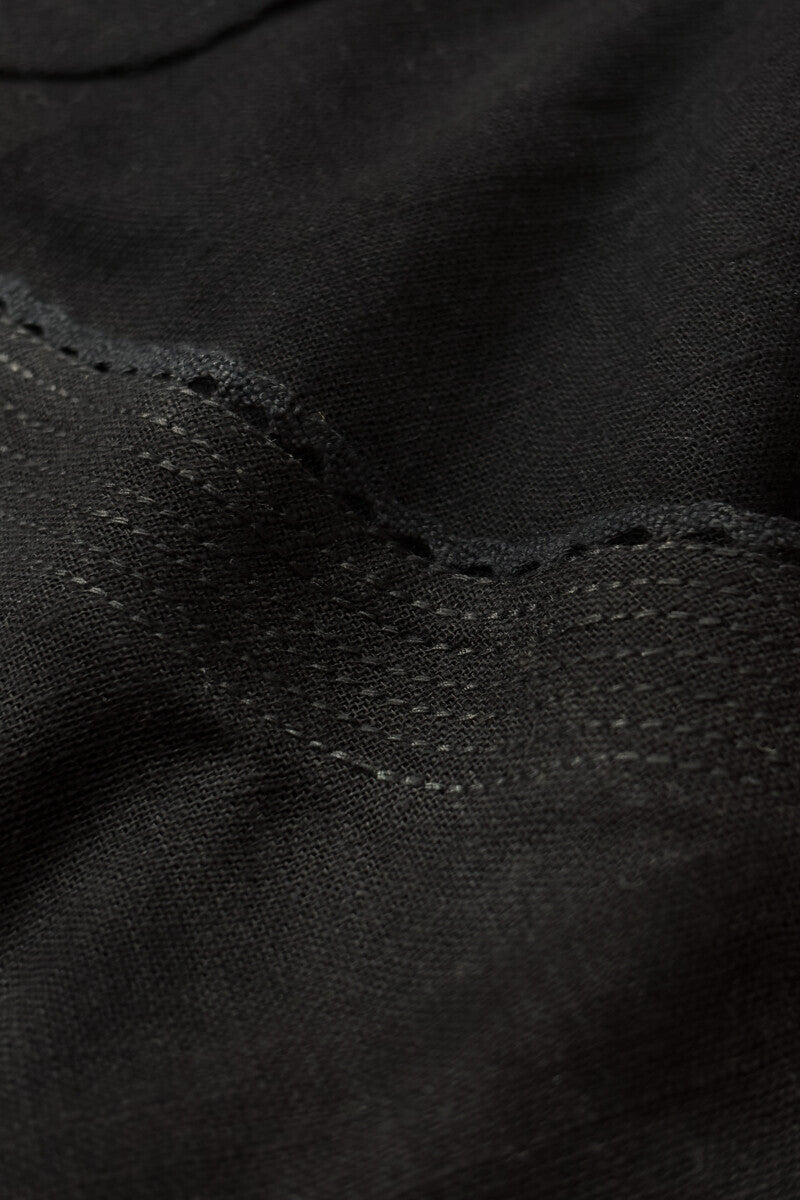 Noir Essence Minimal Kurta Set